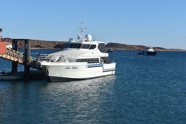 dampier harbour livewire commercial boat hire